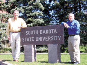 Spink County natives Kevin Roberts â€™78 and Monte Mason â€™80 are chairs of the SDSU Foundation and SDSU Alumni Association, respectively,  in 2011-12. Roberts is a partner in a Hillsboro, Missouri, law firm; Mason is community banking president at Wells Fargo in Redfield.