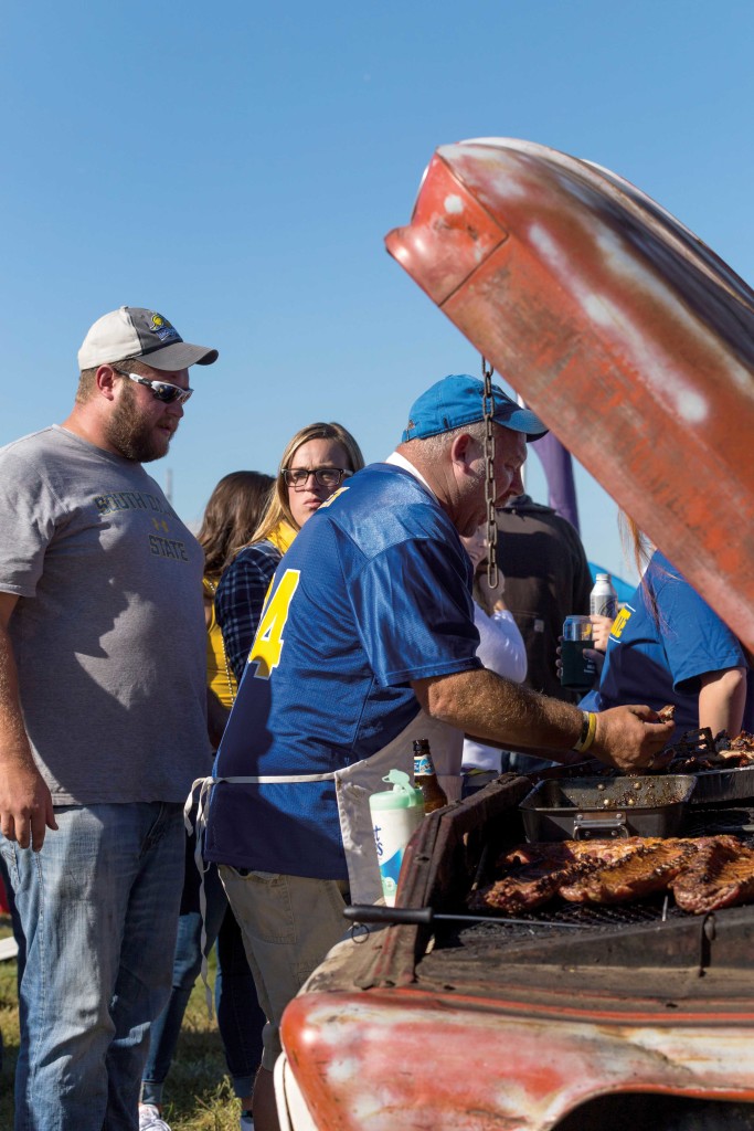 Tailgating 101 There are 85 spaces available for lease in the area north of the Sanford-Jackrabbit Athletic Complex. There are other areas available to park and tailgate at $10 per game. And there is always the First Bank and Trust Alumni Rabbit Den provided by the Alumni Association.