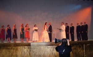 Callie and Derek Hisek get married at Donor Auditorium.